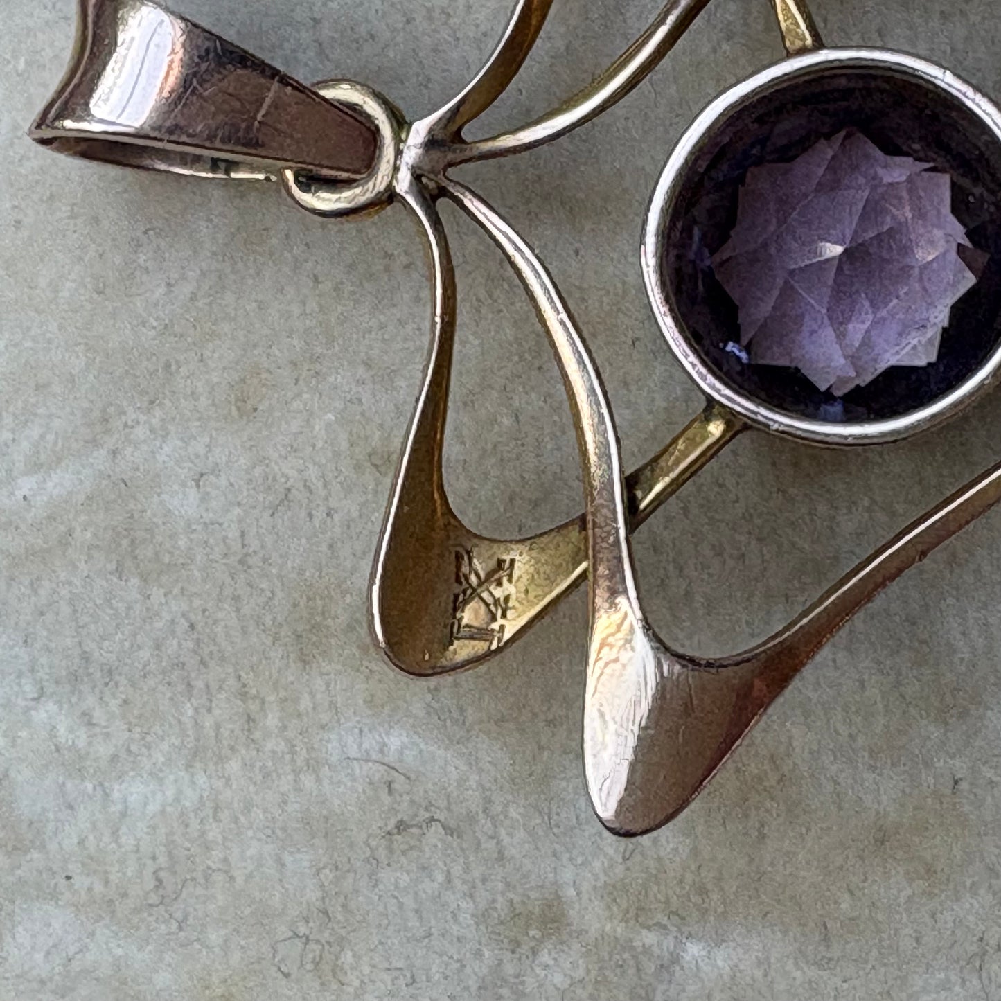 Antique Art Nouveau Gold Amethyst & Mother-of-Pearl Pendant