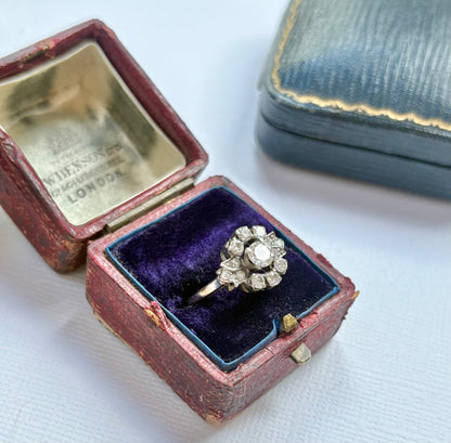 Vintage mid 20th century diamond engagment / cluster ring