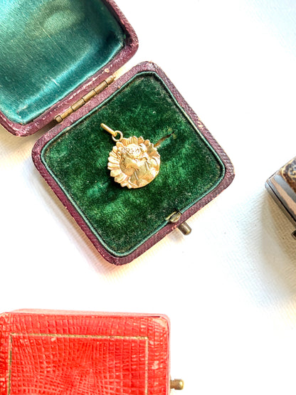 Antique Art Nouveau gold diamond pendant